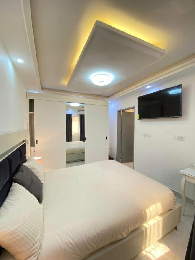 Appartement Haut Standing Idealement Situe A Dakar Exterior photo